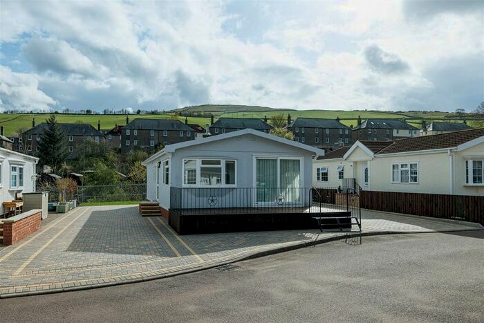 2 Bedroom Mobile/park Home For Sale In Little Dan Avenue, Kilnknowe Park, Galashiels, TD1