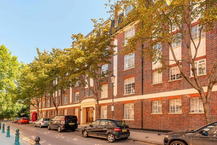 Studio For Sale In Chelsea Manor Street, Chelsea, London, SW3