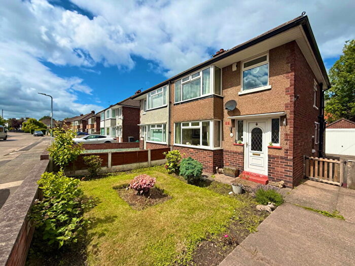 3 Bedroom Semi-Detached House For Sale In Etterby Lea Crescent, Carlisle, CA3