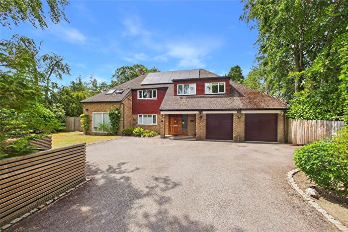 6 Bedroom Detached House For Sale In Horsell, Surrey, GU21
