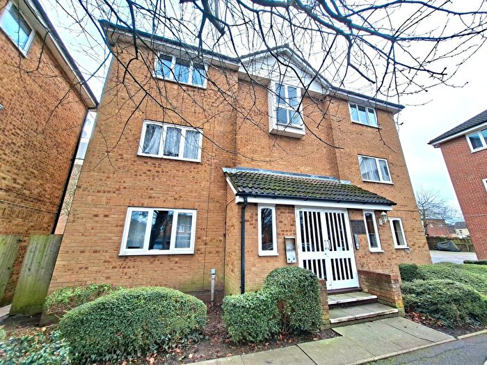 2 Bedroom Flat For Sale In Flamborough Close, Woodston, Peterborough, PE2