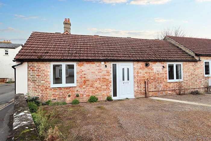 1 Bedroom Semi Detached Bungalow For Sale In Station Road, Swavesey, CB24