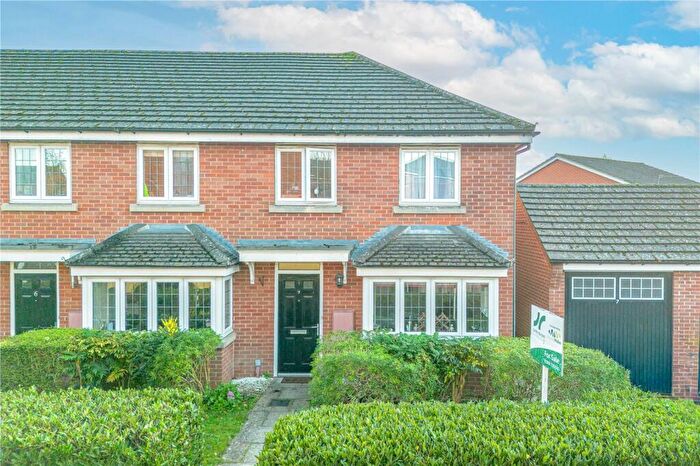 3 Bedroom End Of Terrace House For Sale In Hillier Road, Devizes, Wiltshire, SN10