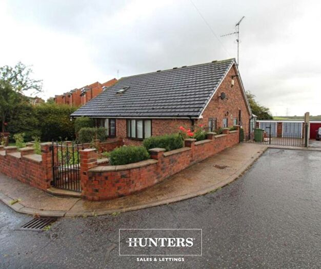 2 Bedroom Semi-Detached Bungalow To Rent In Meadow Court, Townville, Castleford, WF10