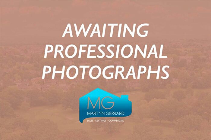 2 Bedroom Apartment To Rent In Fortis Green, Muswell Hill, London, N10