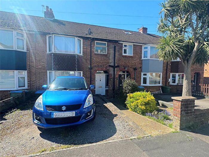 3 Bedroom Terraced House For Sale In Elmhurst Road, Fareham, Hampshire, PO16