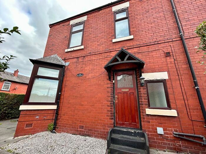 2 Bedroom Flat To Rent In Leigh Road, Worsley, M28