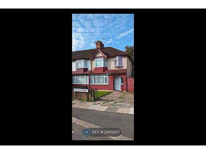 3 Bedroom Semi-Detached House To Rent In Latymer Road, Edmonton, N9