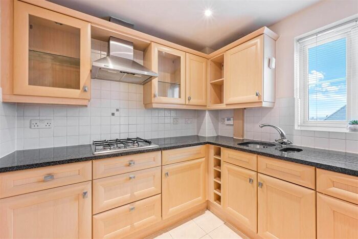 2 Bedroom Apartment To Rent In Wingfield Court, Banstead, SM7
