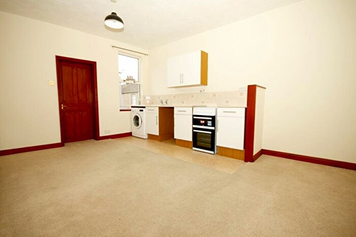 1 Bedroom Flat To Rent In Rose Street, Sheerness, ME12