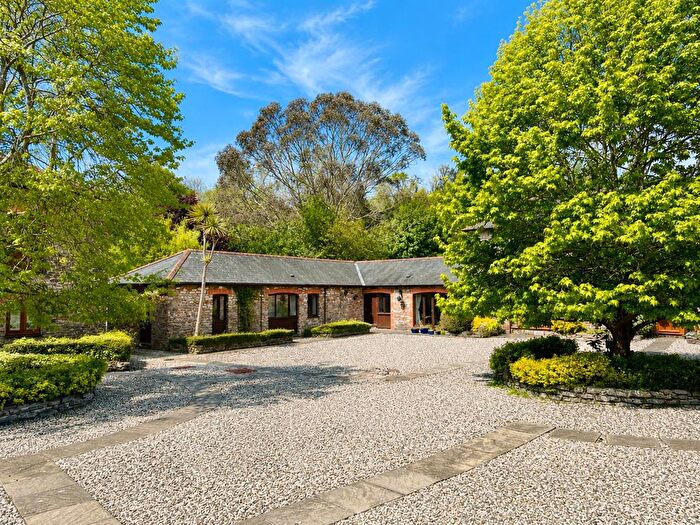 3 Bedroom Barn Conversion For Sale In Galmpton, Brixham, TQ5