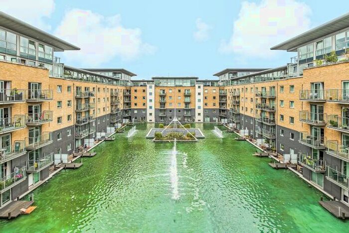 2 Bedroom Flat To Rent In Argyll Road, London, SE18