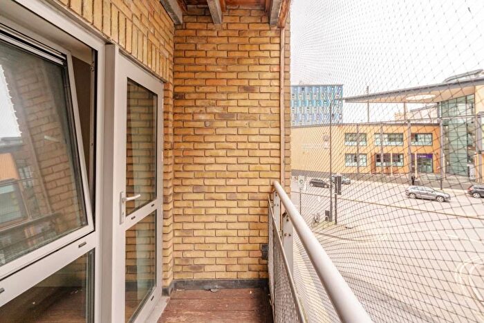 2 Bedroom Flat To Rent In Montague Street, Bristol, BS2