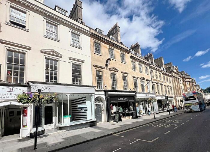 1 Bedroom Apartment For Sale In Milsom Street, Bath, BA1