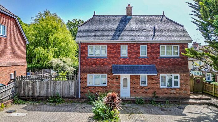 2 Bedroom Flat For Sale In Westfield Terrace, Cranbrook, TN17