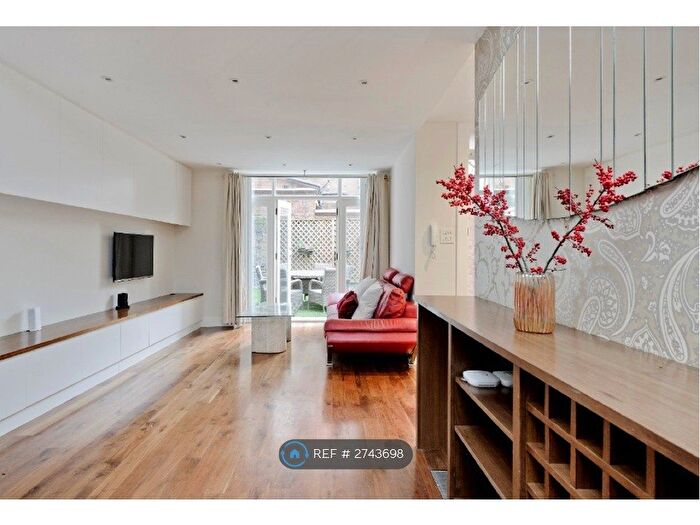 2 Bedroom Flat To Rent In Belsize Park, London, NW3