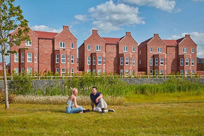 1 Bedroom Maisonette For Sale In "Firecrest Apartment" At Centenary Way, Chelmsford, CM1