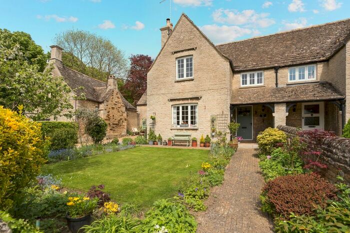 3 Bedroom Semi-Detached House For Sale In Church View, Tickencote, Stamford, Lincolnshire, PE9