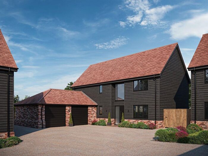 3 Bedroom Detached House For Sale In Farmstead Manor, Woodham Ferrers, CM3