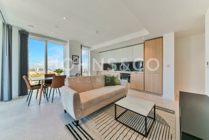 1 Bedroom Apartment To Rent In Bouchon Point, The Silk District, E1