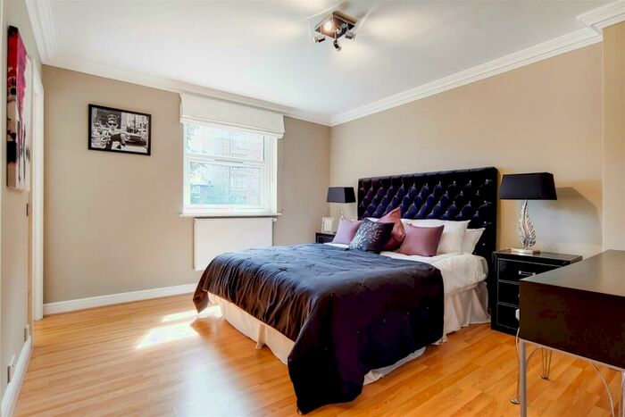 3 Bedroom Flat To Rent In St John’s Wood Park, St John's Wood, London, NW8