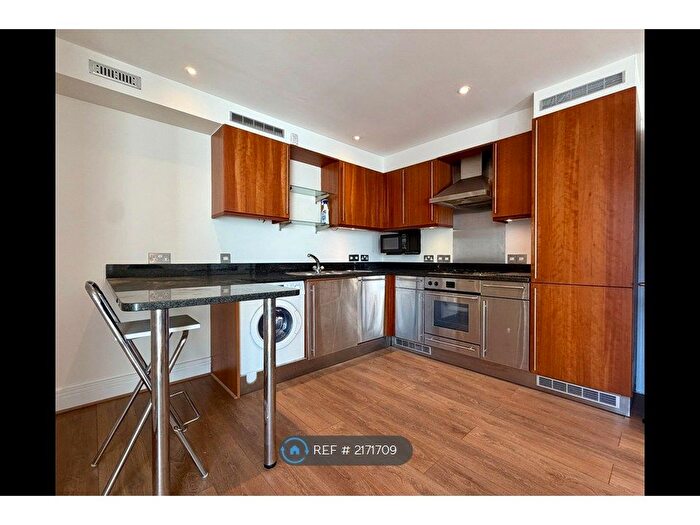 1 Bedroom Flat To Rent In Bourchier St, London, W1D