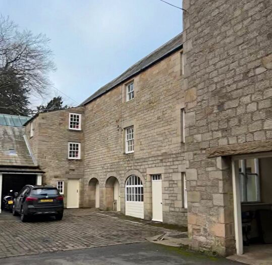 3 Bedroom Flat To Rent In Whitfield Hall, Hexham, NE47