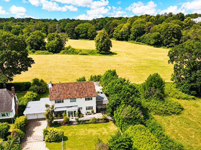 5 Bedroom Detached House For Sale In Knightwood Avenue, Lyndhurst, SO43