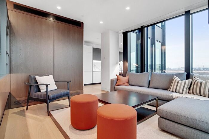 2 Bedroom Flat To Rent In Buckingham Gate, Westminster, SW1E