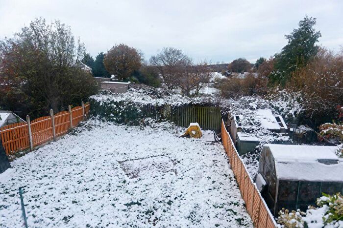 2 Bedroom Semi-Detached House For Sale In Kentmere Avenue, Leeds, LS14