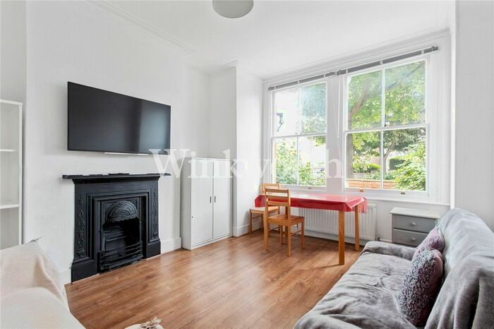 2 Bedroom Flat To Rent In Lansdowne Road, London, N17
