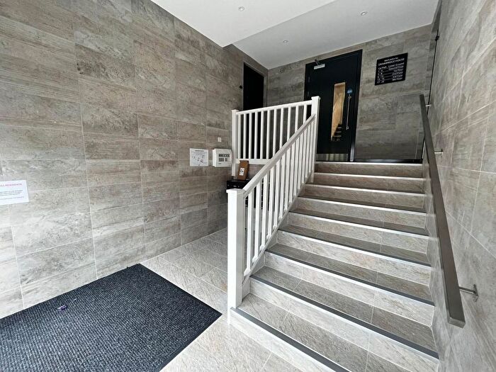 2 Bedroom Flat To Rent In Drawbridge House, City Road, Manchester, M15
