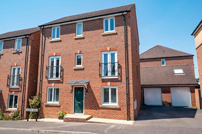 4 Bedroom Detached House For Sale In Barley Road, Andover, SP11