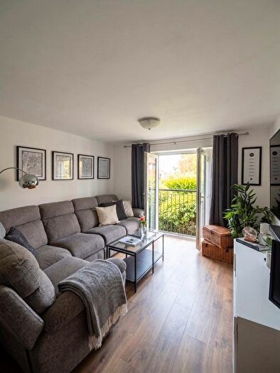 1 Bedroom Flat For Sale In Flat, Riverwood Court, Stafford Avenue, Hornchurch, RM11