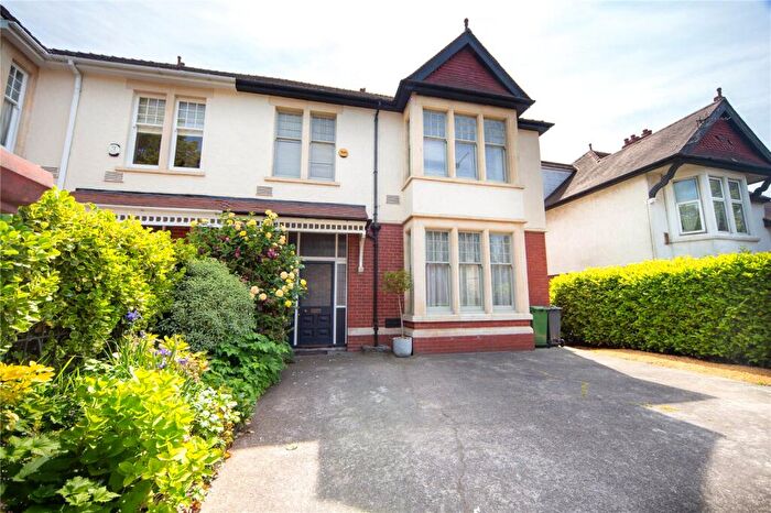 4 Bedroom Semi-Detached House For Sale In Penylan Road, Penylan, Cardiff, CF23
