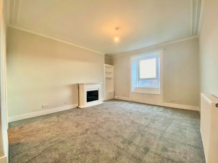 2 Bedroom Flat To Rent In Peffer Bank, Peffermill, Edinburgh EH16