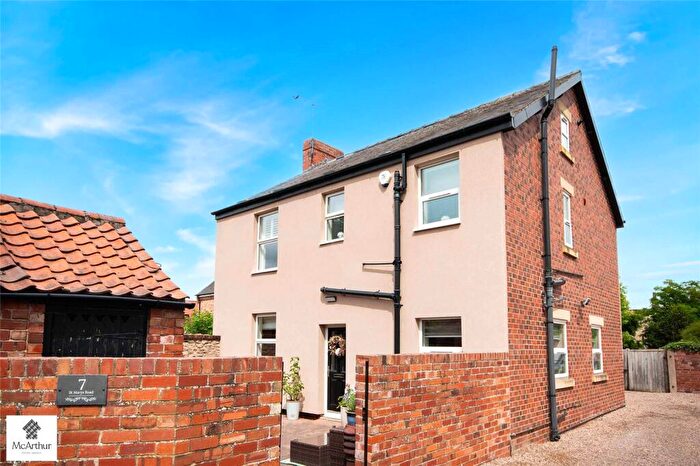 4 Bedroom Detached House For Sale In St Marys Road, Tickhill, Doncaster, South Yorkshire, DN11