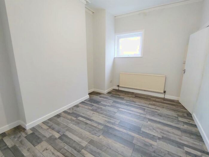 1 Bedroom Flat To Rent In Chorley Old Road, Bolton, BL1