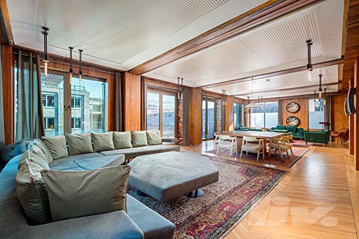 3 Bedroom Apartment To Rent In Belmont Street, Camden, NW1