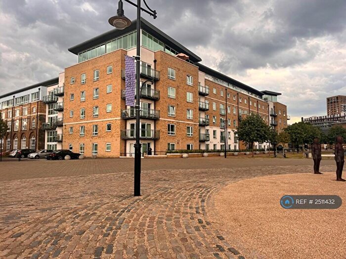 1 Bedroom Flat To Rent In Hopton Road, London, SE18