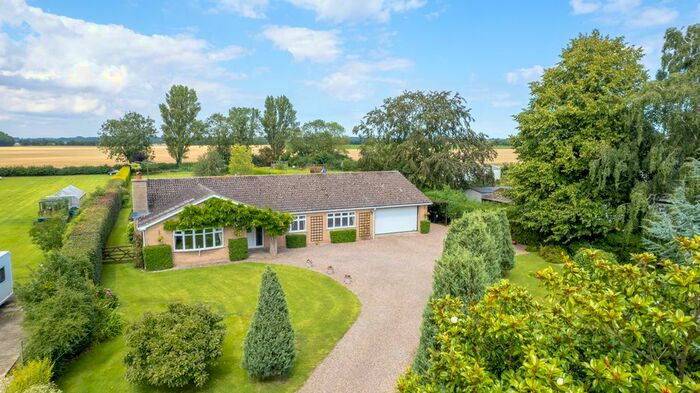 4 Bedroom Detached Bungalow For Sale In Great Steeping, Spilsby, PE23