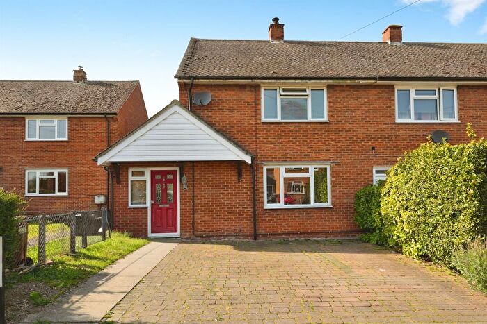 3 Bedroom End Terrace House For Sale In Danefield Road, Pirton, Hitchin, SG5