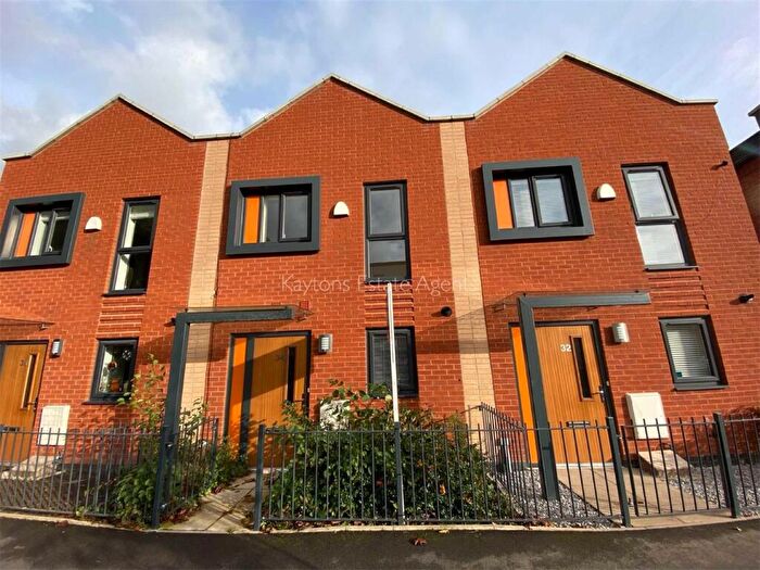 2 Bedroom Terraced House To Rent In Athole Street, Salford, M5