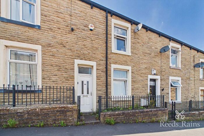 3 Bedroom Terraced House For Sale In Nairne Street, Burnley, Lancashire, BB11