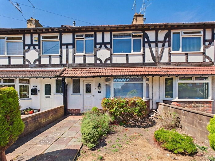 3 Bedroom Terraced House For Sale In Sompting Road, Worthing, BN14