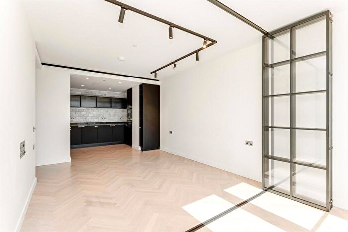 2 Bedroom Apartment To Rent In One Crown Place, Sun Street, EC2A