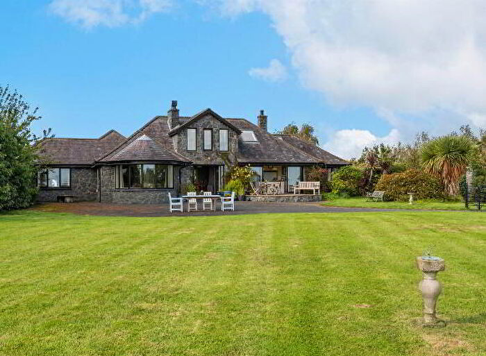 5 Bedroom Detached House For Sale In Tullynakill Road, Killinchy, BT23