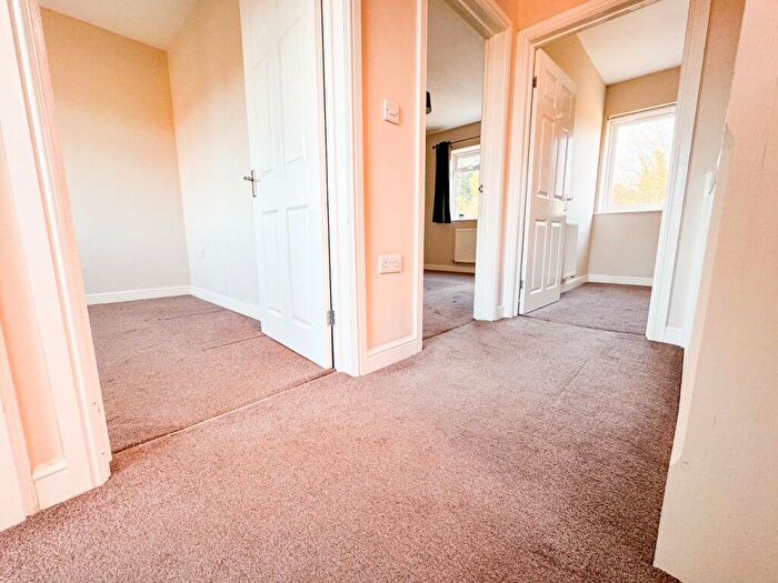 3 Bedroom End Of Terrace House For Sale In Lawford Avenue, Little Stoke, Bristol, BS34