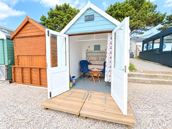 Bungalow For Sale In Christchurch, Dorset, BH23