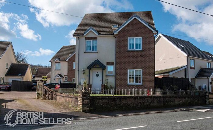 5 Bedroom Detached House For Sale In Llys Y Foel, Foelgastell, Llanelli, Carmarthenshire, SA14